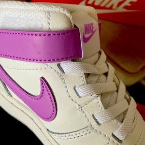 New Nike Girls Sneakers